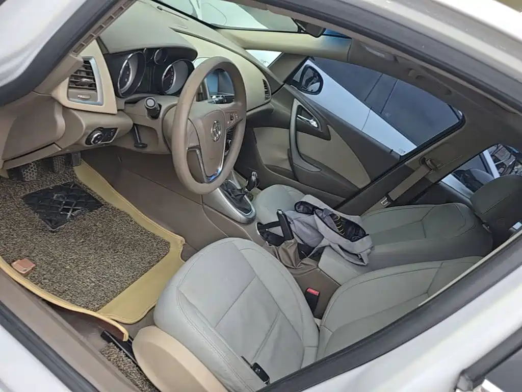 Buick Excelle — миниатюра 15