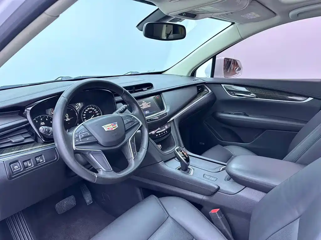 Cadillac XT5 — миниатюра 4