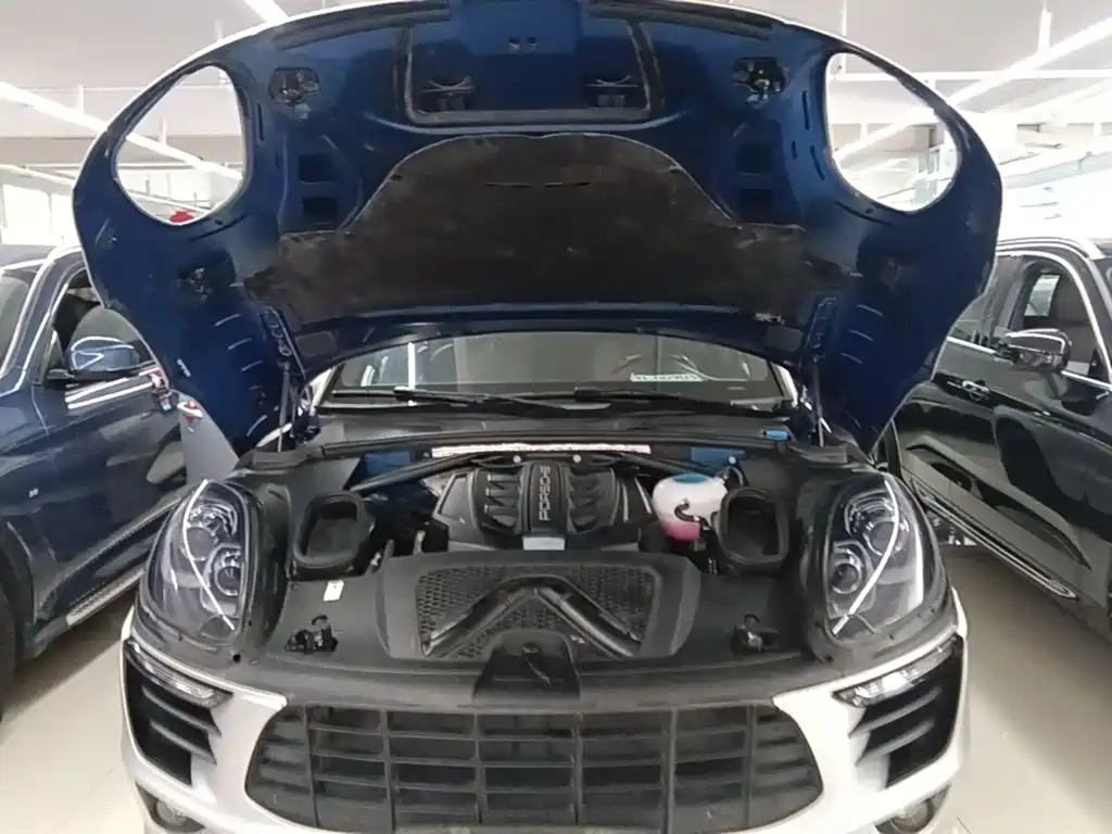 Porsche Macan — миниатюра 20