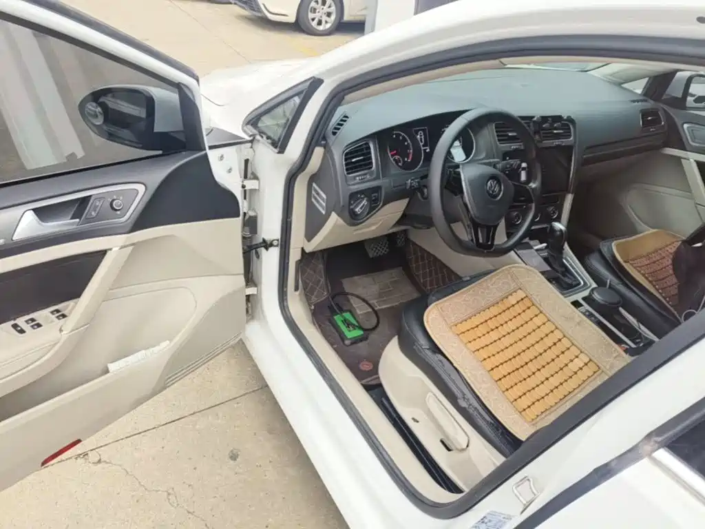 Volkswagen Golf — миниатюра 16
