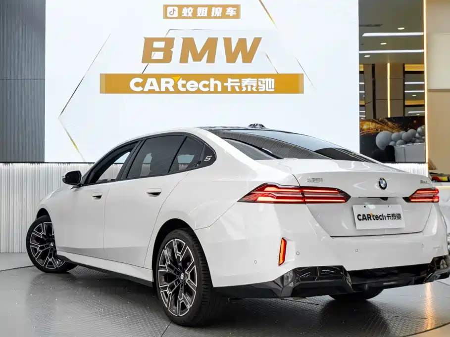 BMW 5 Series 5 2025 530Li Premium M Sport