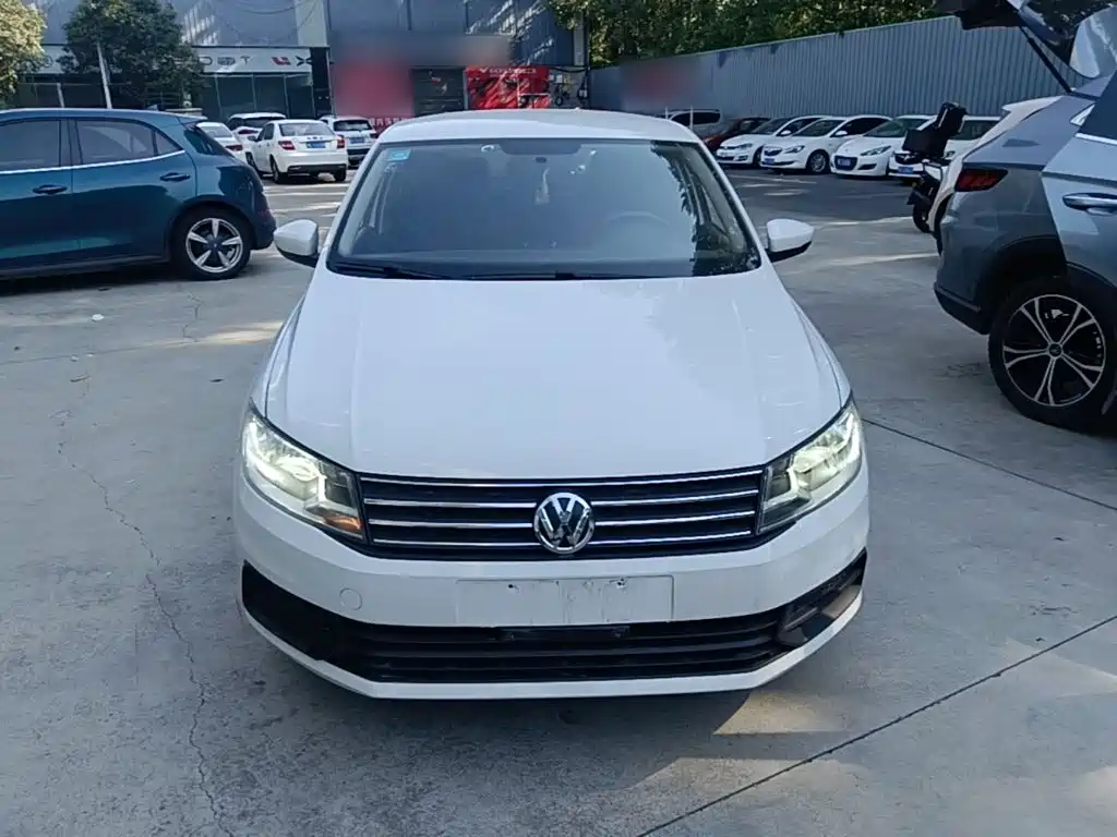 Volkswagen Santana — миниатюра 3