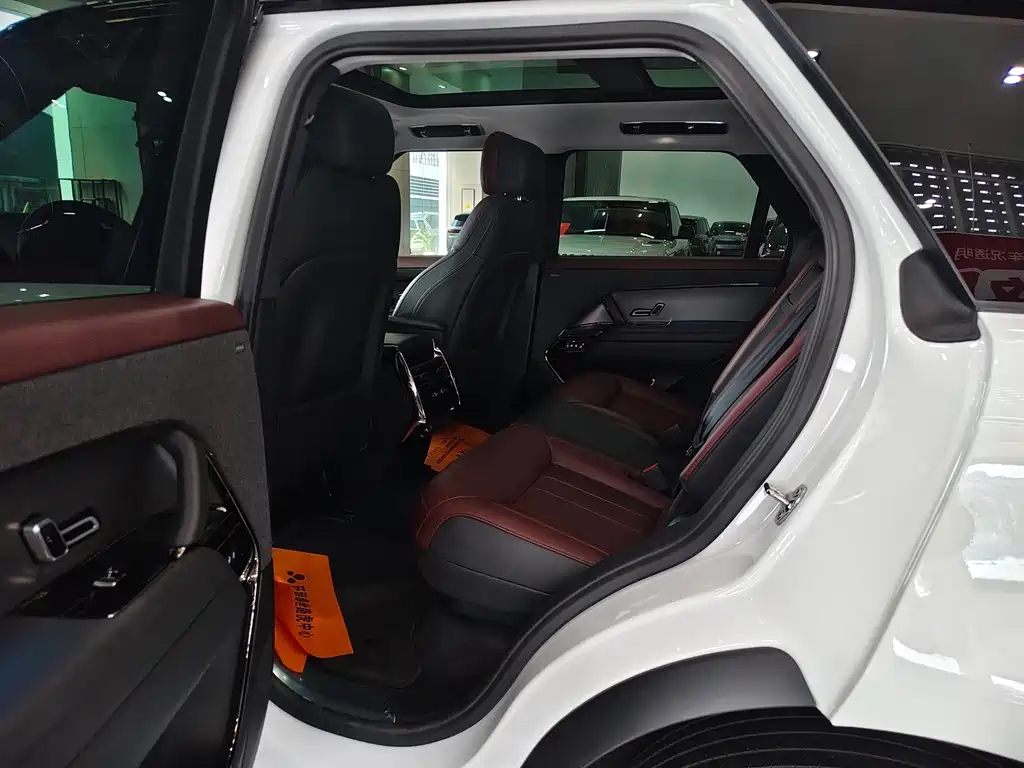 Land Rover Sport — миниатюра 10