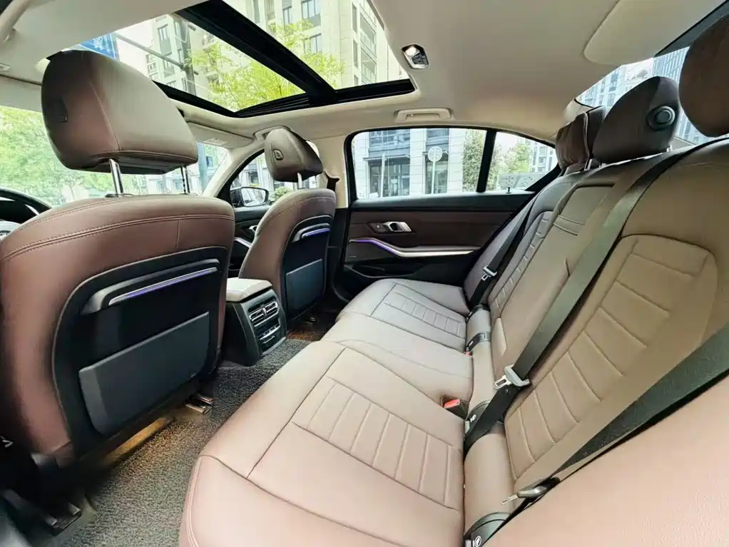 BMW 3 Series — миниатюра 17