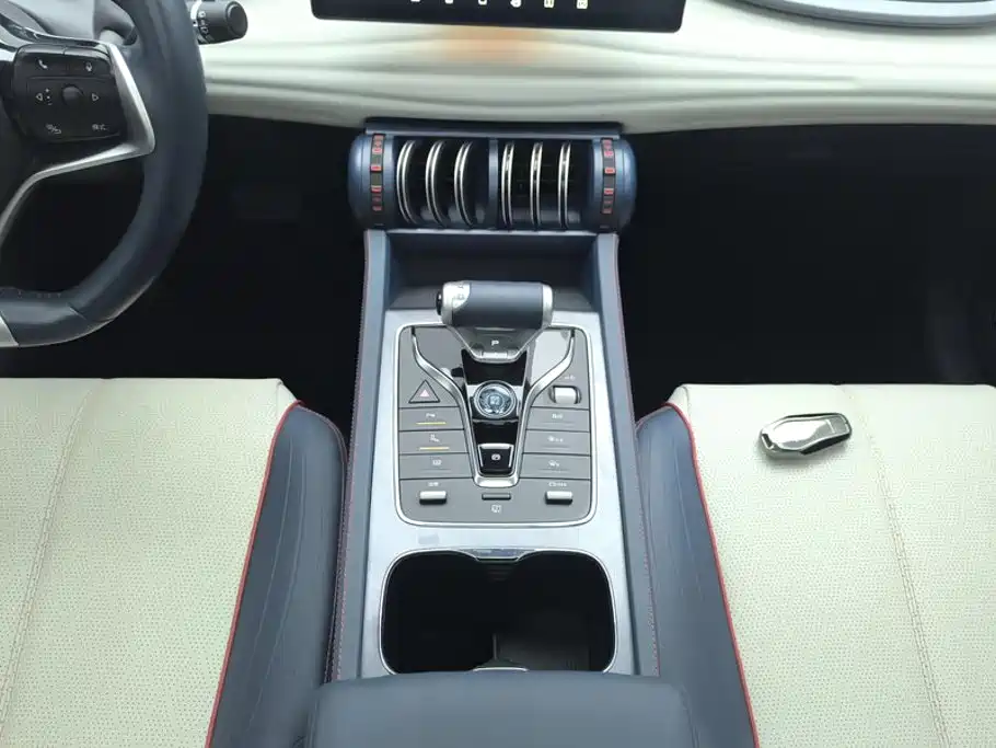 BYD Yuan Plus — миниатюра 16