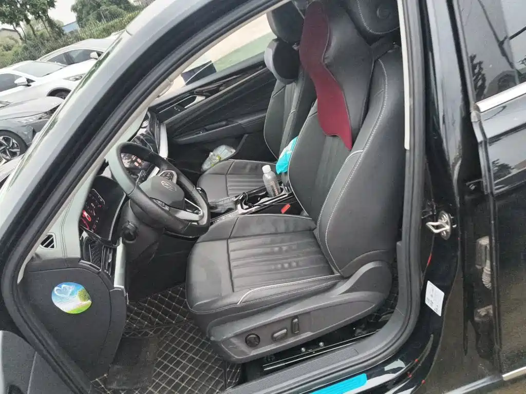 Volkswagen Passat — миниатюра 11