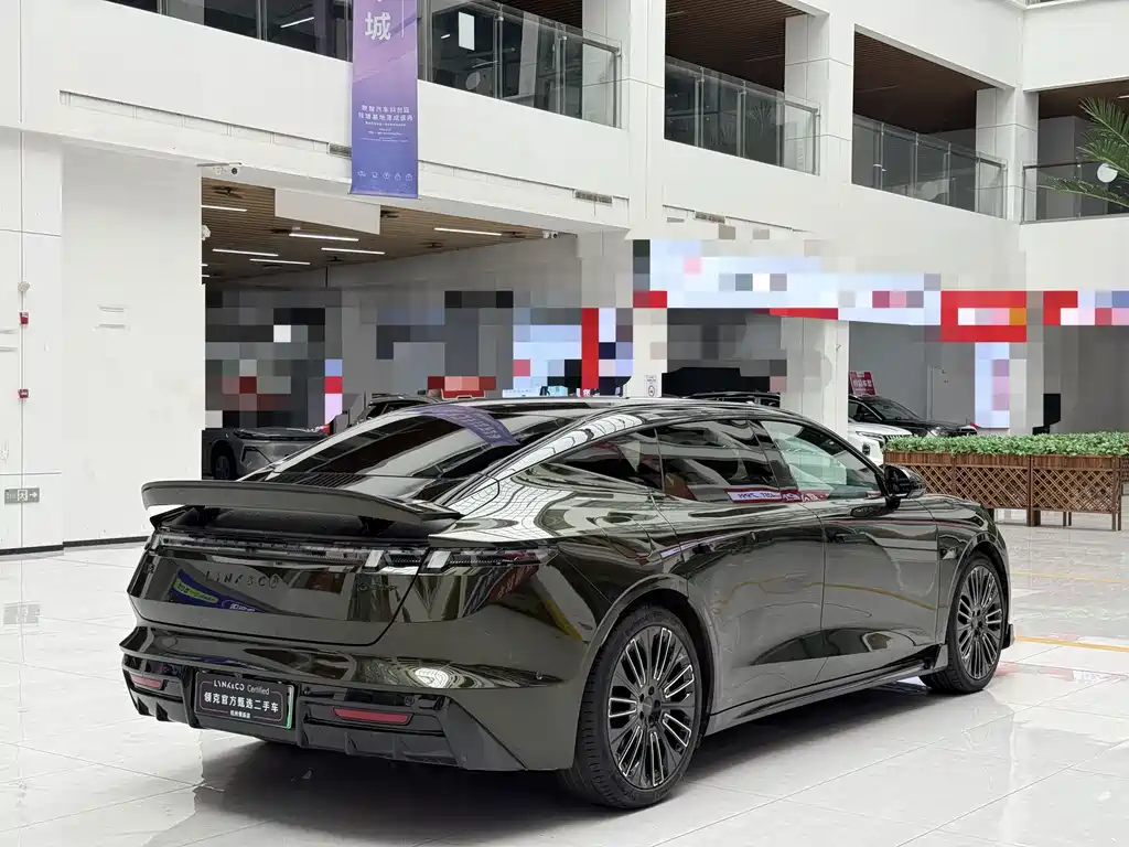 Lynk & Co 10 — миниатюра 17