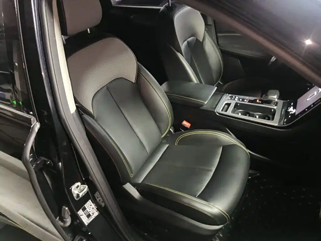 Roewe RX5 New Energy — миниатюра 25
