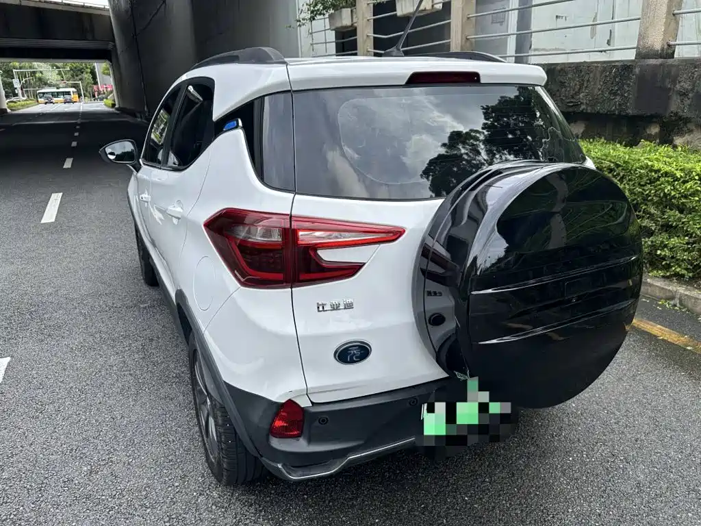 BYD Yuan EV — миниатюра 6