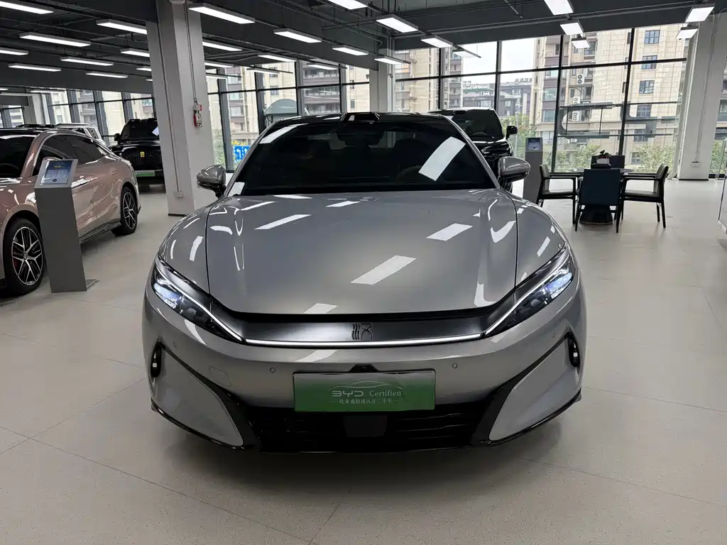 BYD Han L — миниатюра 2