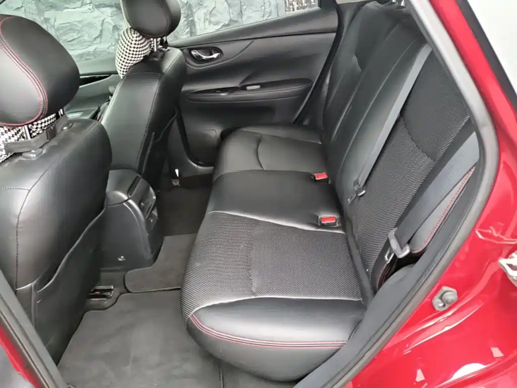 Nissan Tiida — миниатюра 17
