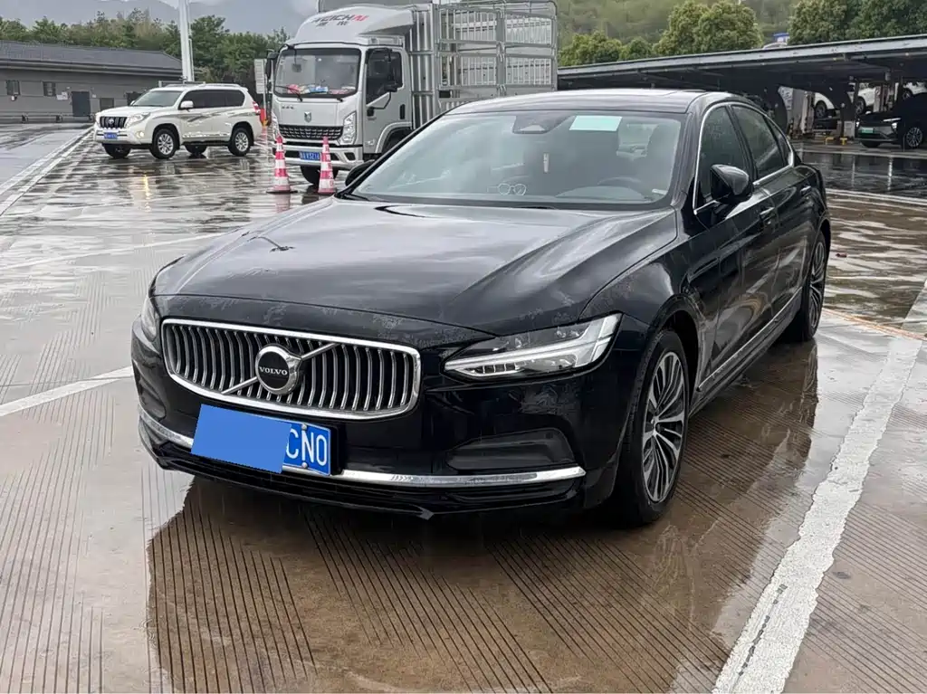 Volvo S90 2024