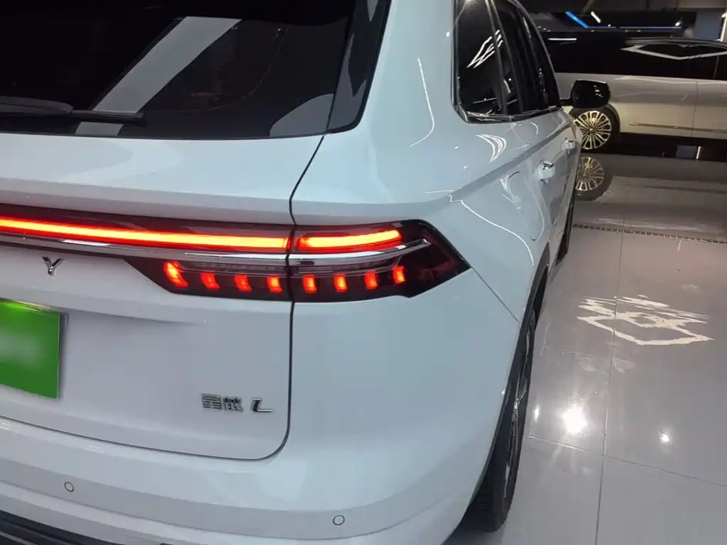 Geely Xingyue L — миниатюра 8