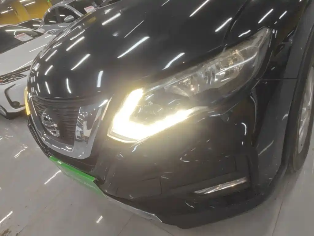 Nissan X-Trail — миниатюра 24