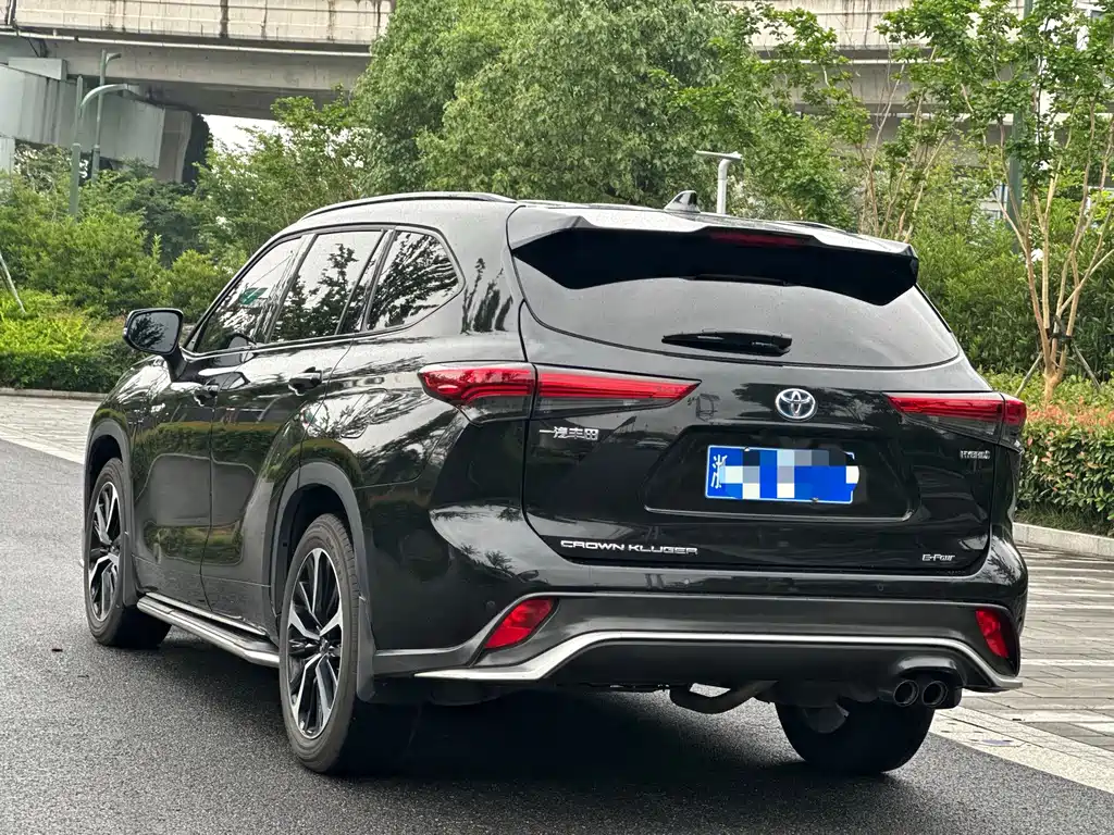 Toyota Crown Kluger 2021 2.5L HEV Luxury