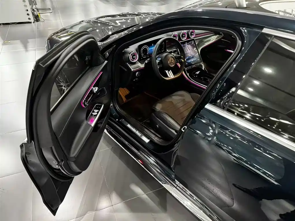 Mercedes-Benz C-Class — миниатюра 10