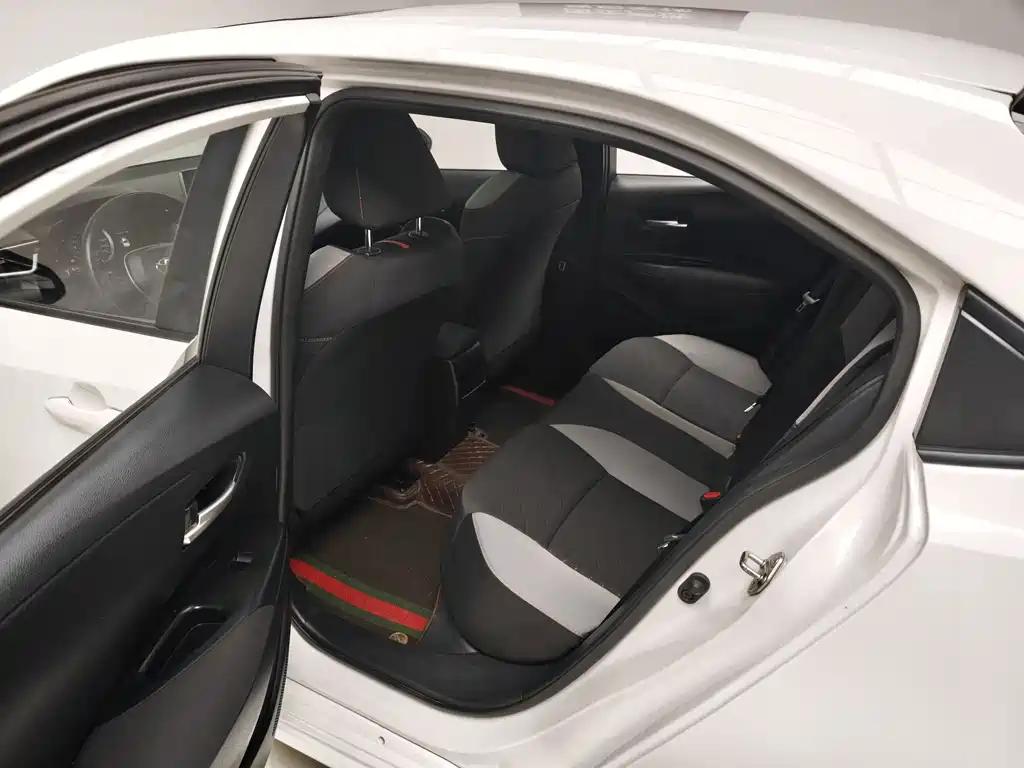 Toyota Corolla — миниатюра 17