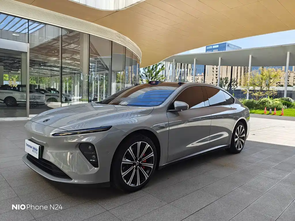 NIO ET7