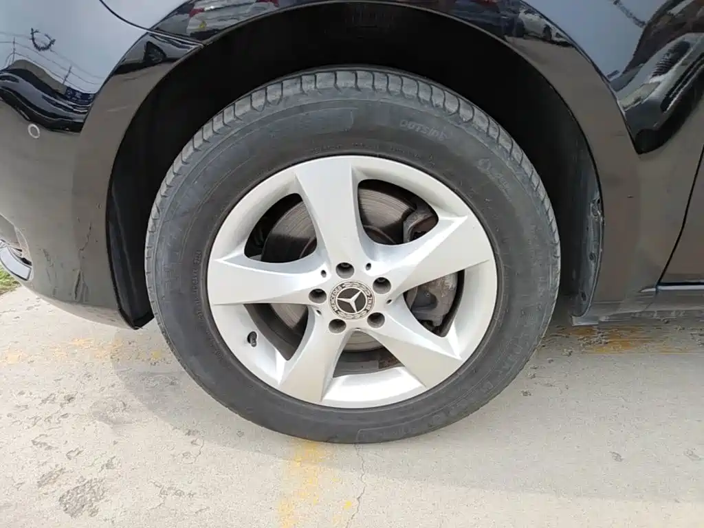 Mercedes-Benz Vito — миниатюра 23