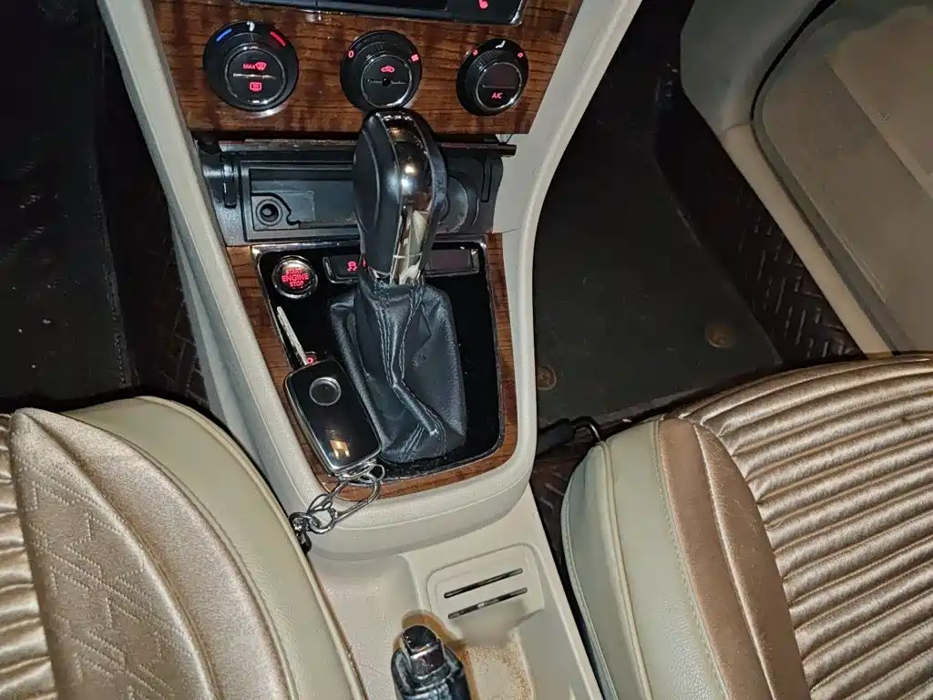 Volkswagen Lavida — миниатюра 7