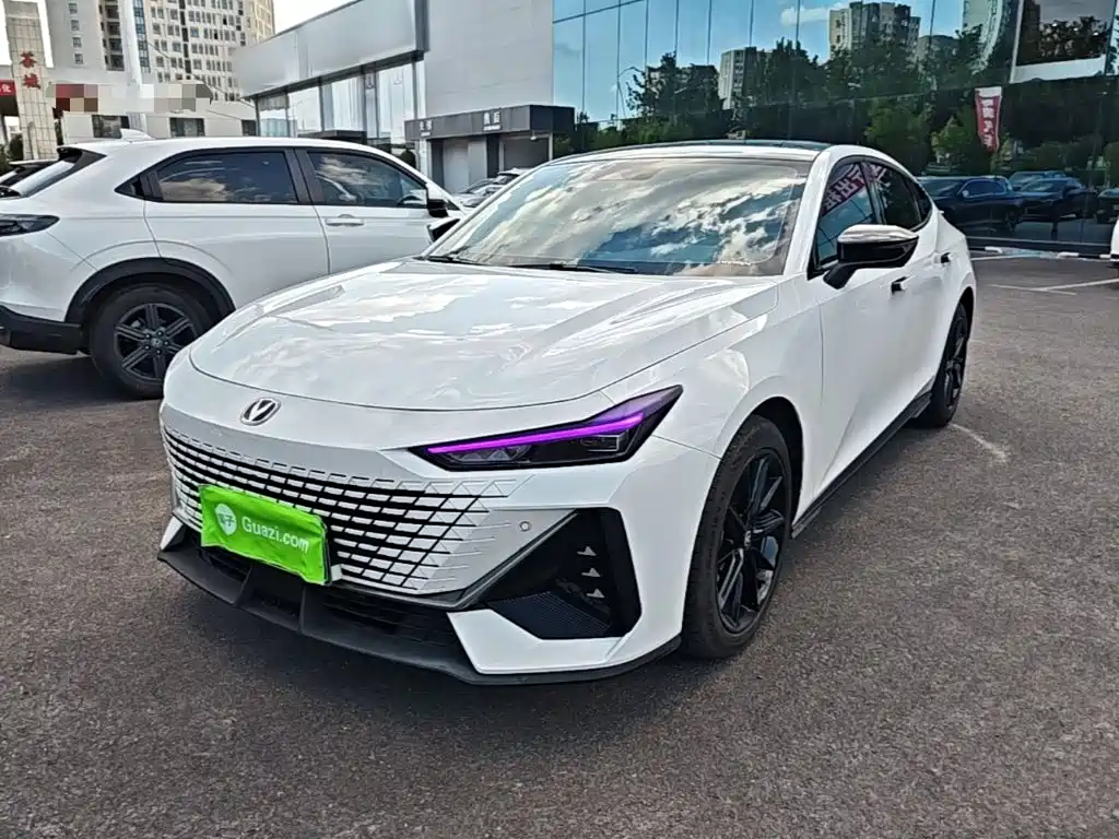 Changan UNI-V — миниатюра 2