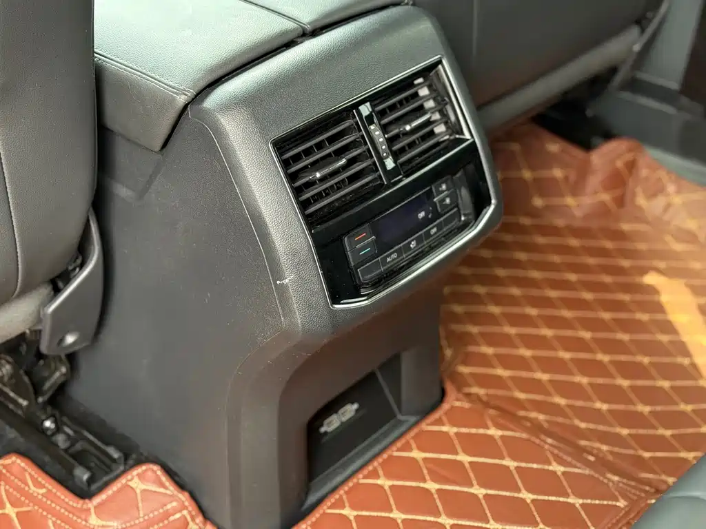Volkswagen Teramont — миниатюра 23