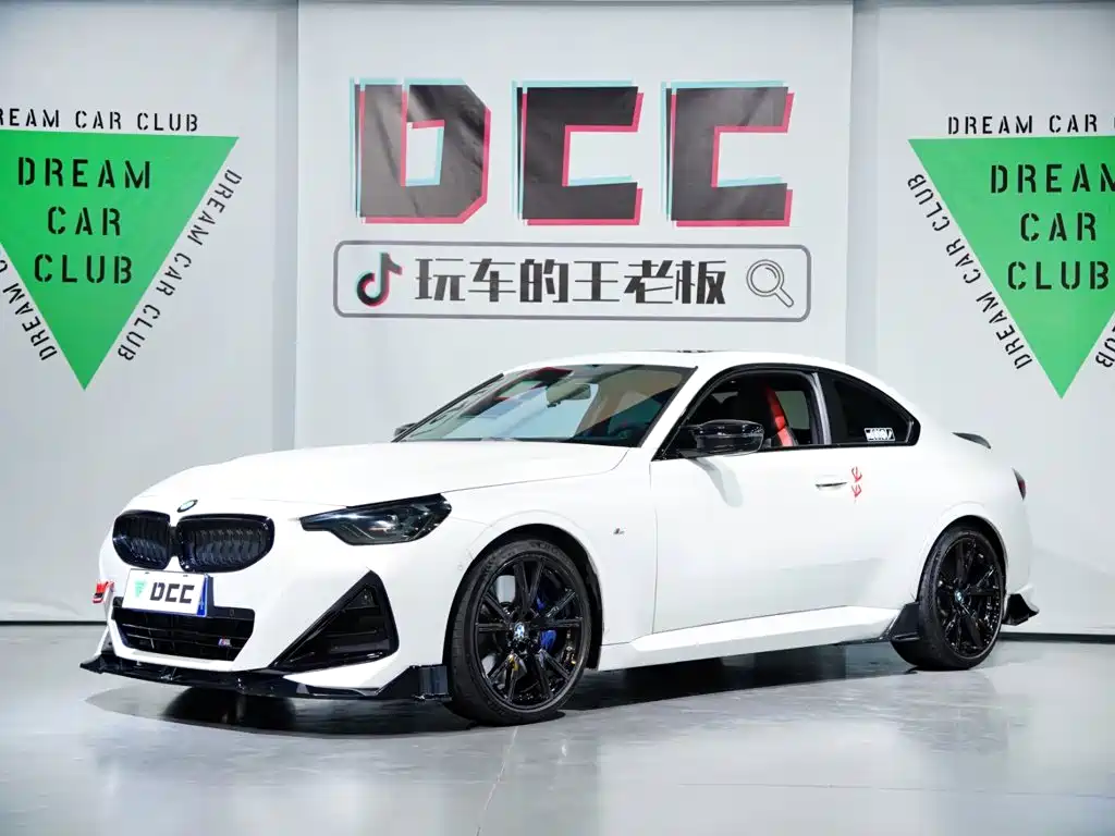 BMW M240I