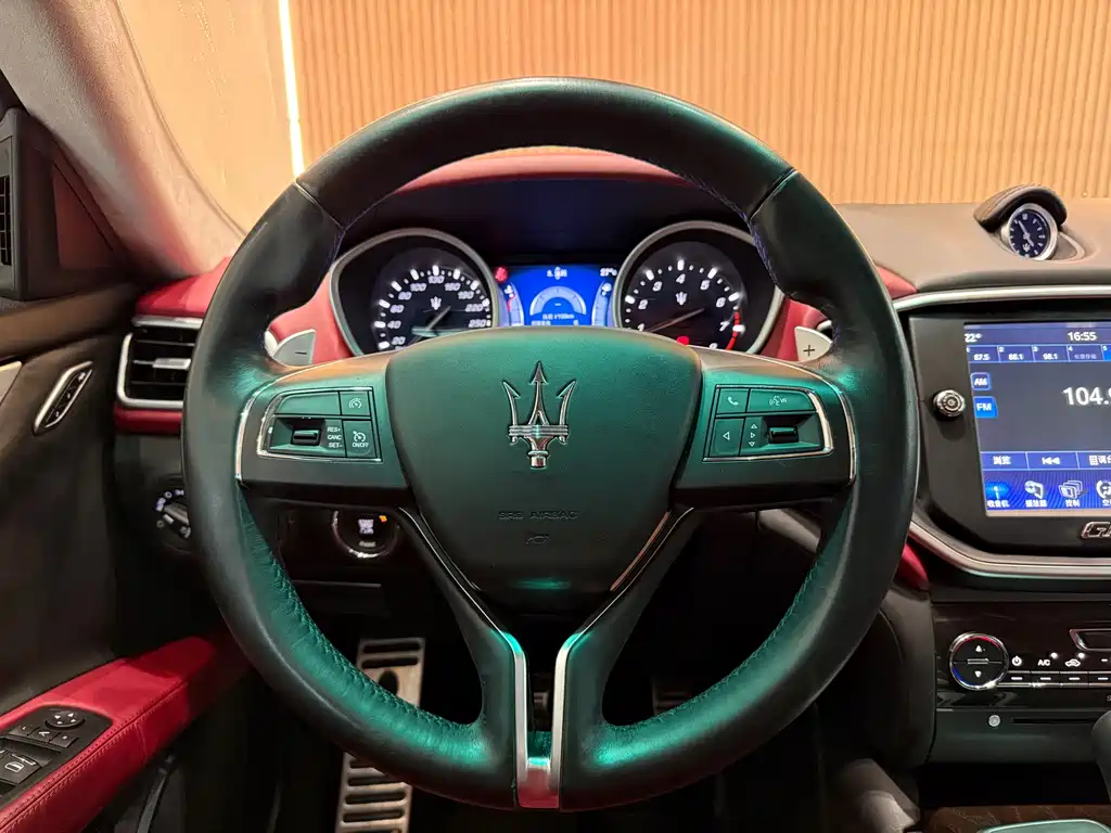 Maserati Ghibli — миниатюра 8