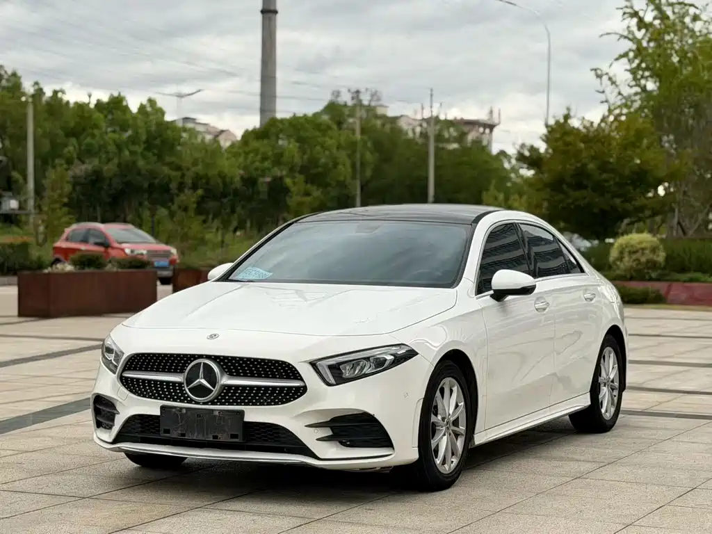 Mercedes-Benz A-Class — миниатюра 2