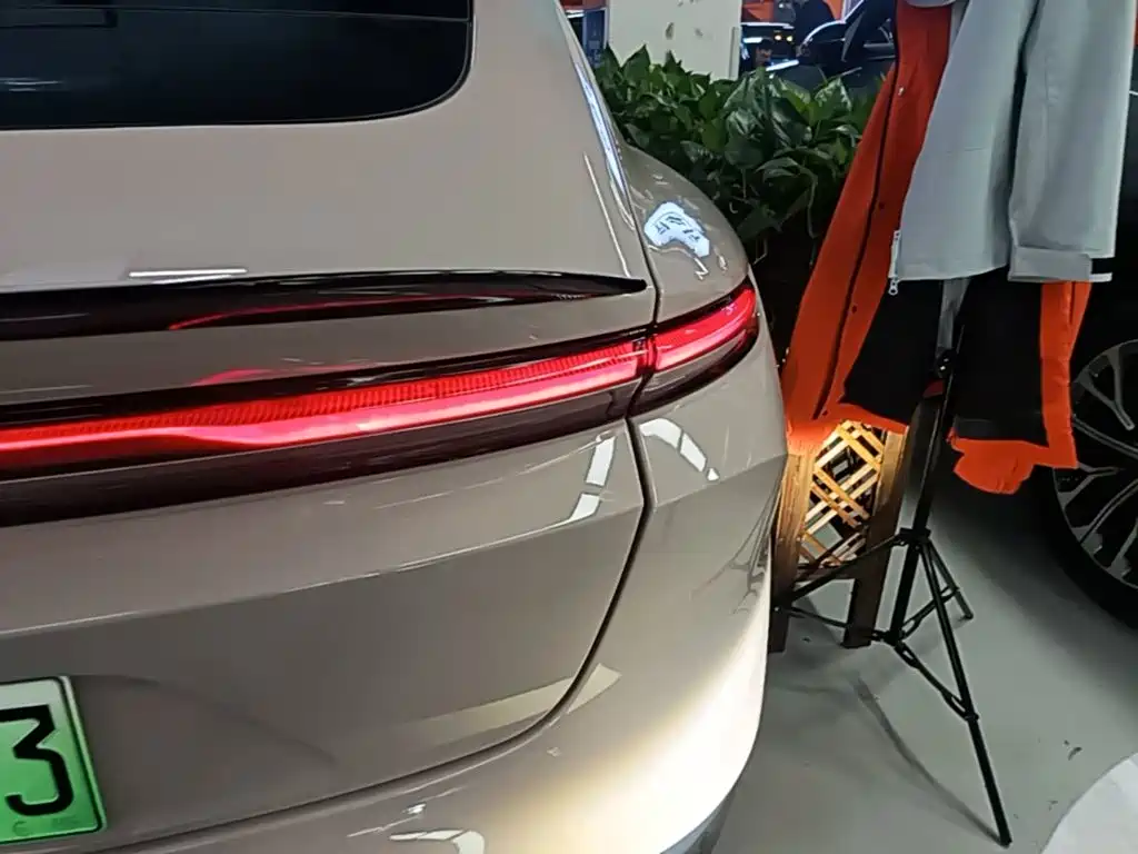 NIO ET5 — миниатюра 8