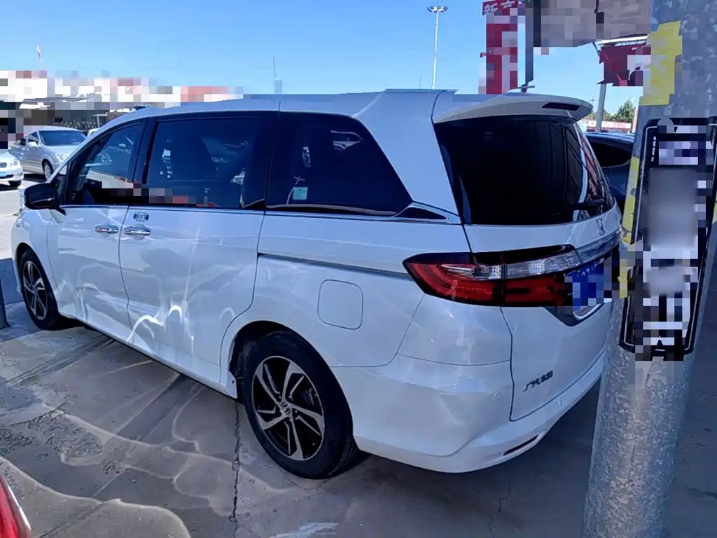 Honda Odyssey — миниатюра 5