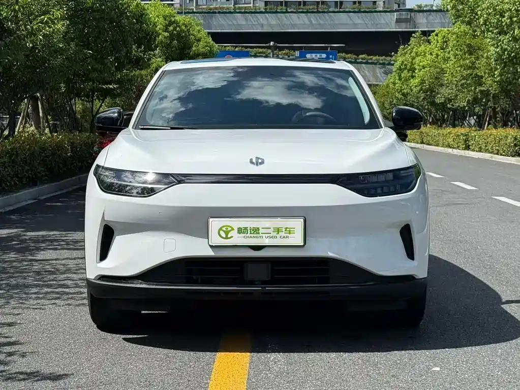 Leapmotor Leapmotor C11 — миниатюра 2