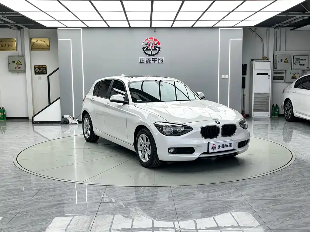 BMW 1 Series (Import) — миниатюра 3