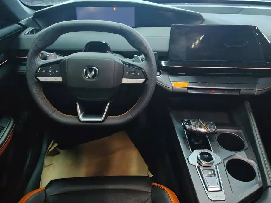 Changan UNI-V — миниатюра 12
