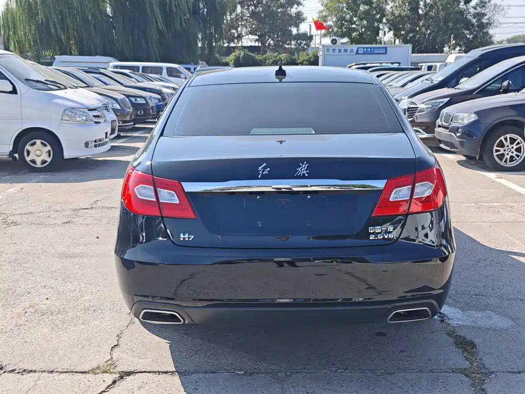 Hongqi Hongqi H7 — миниатюра 3
