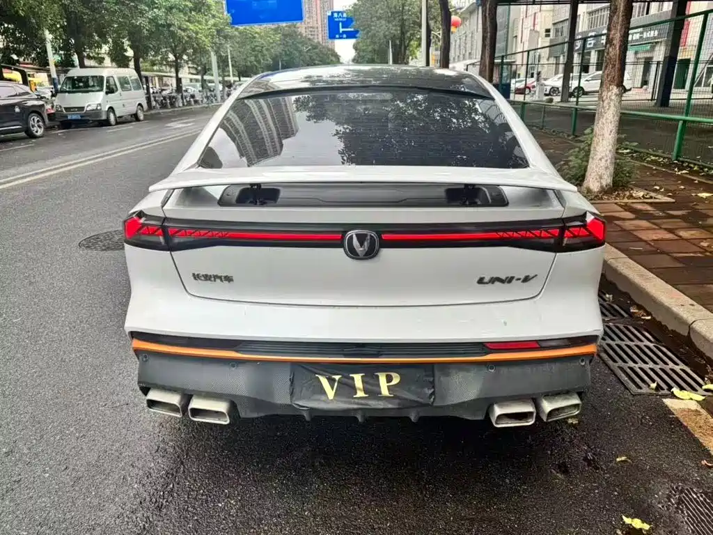 Changan UNI-V — миниатюра 14