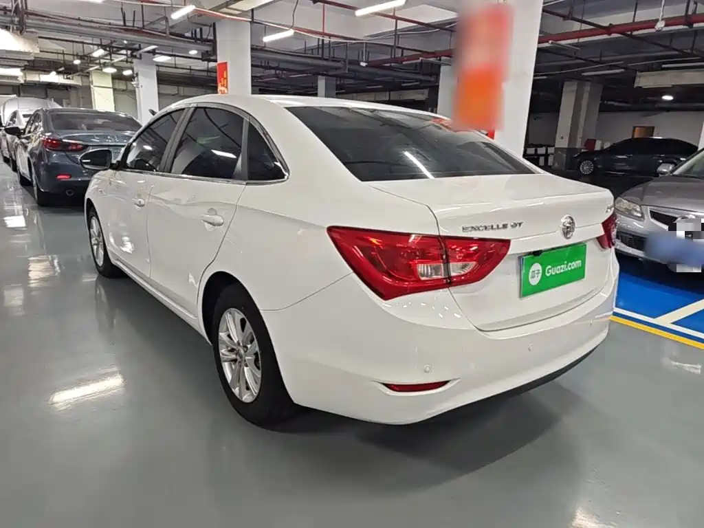 Buick Excelle — миниатюра 5