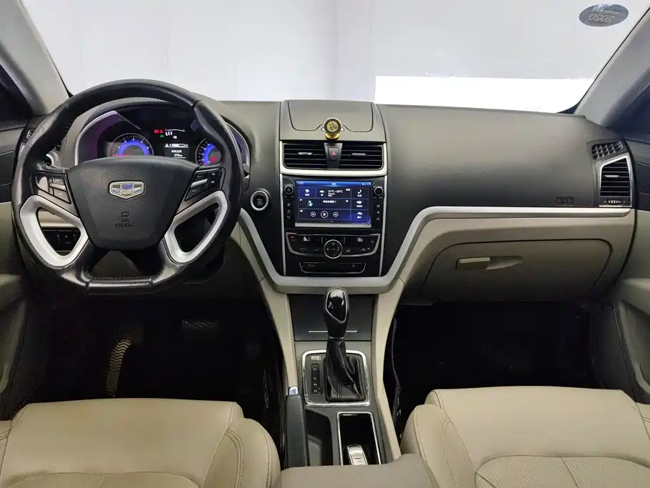 Geely Emgrand — миниатюра 12