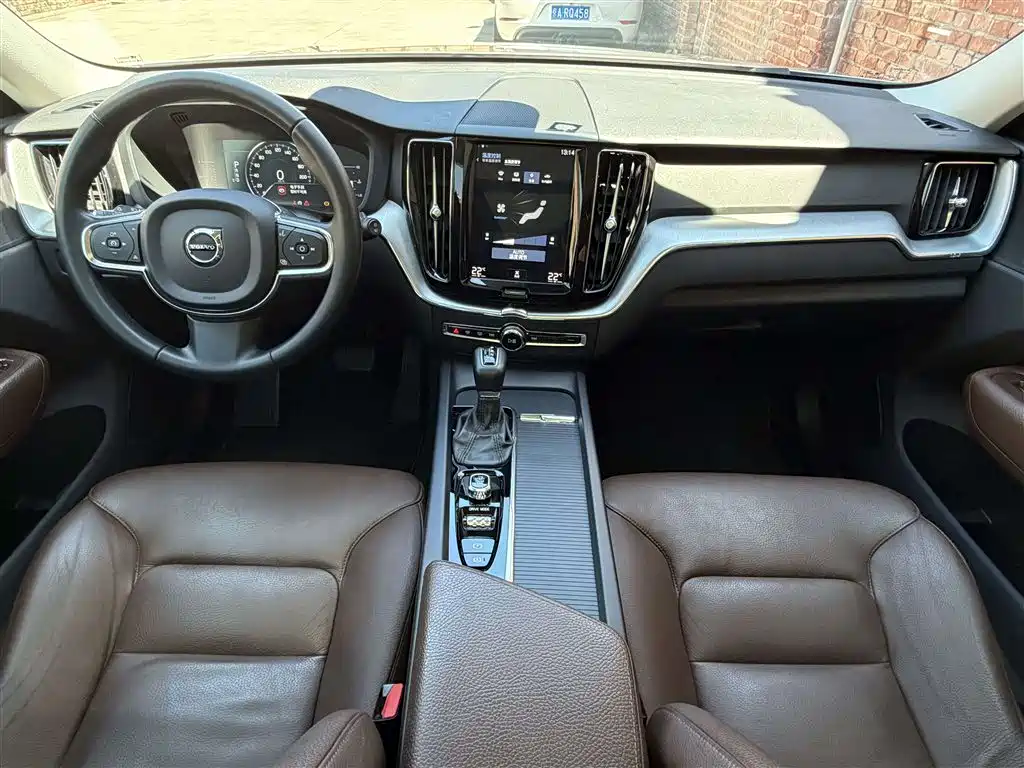 Volvo XC60 — миниатюра 4