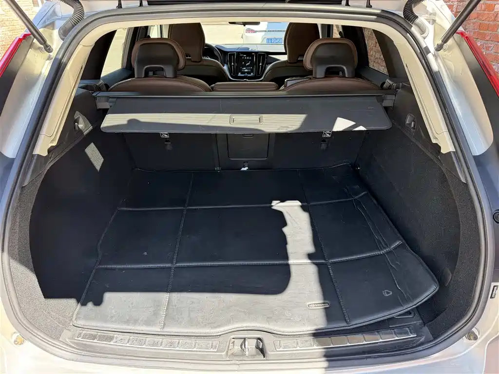 Volvo XC60 — миниатюра 20