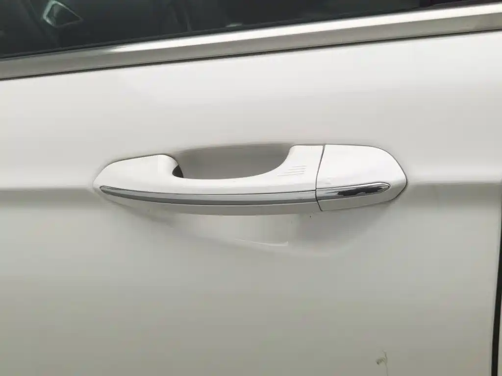 Ford Mondeo — миниатюра 18