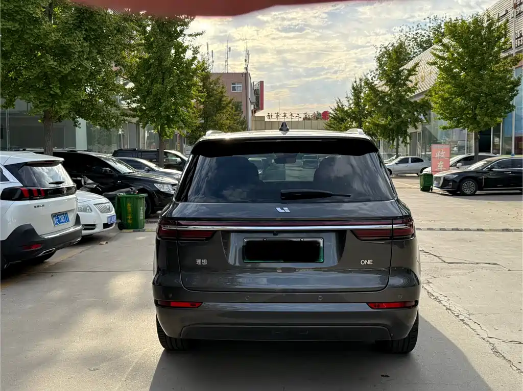 Li Auto Li ONE — миниатюра 8