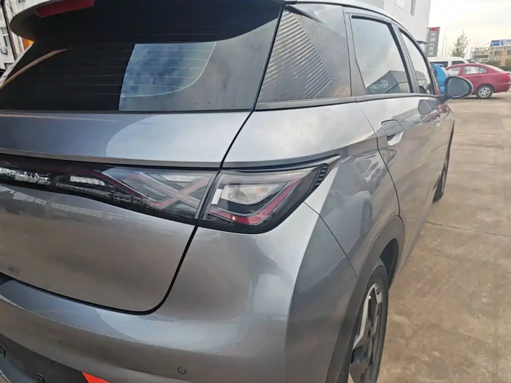 BYD Dolphin — миниатюра 8