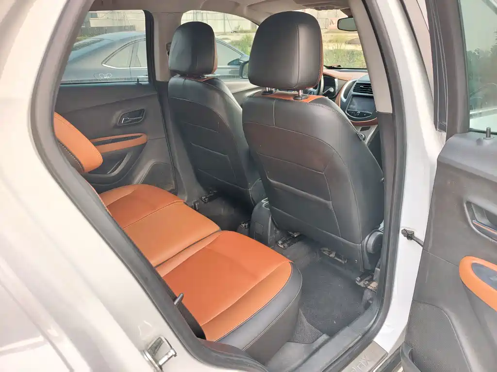 Chevrolet Trax — миниатюра 10