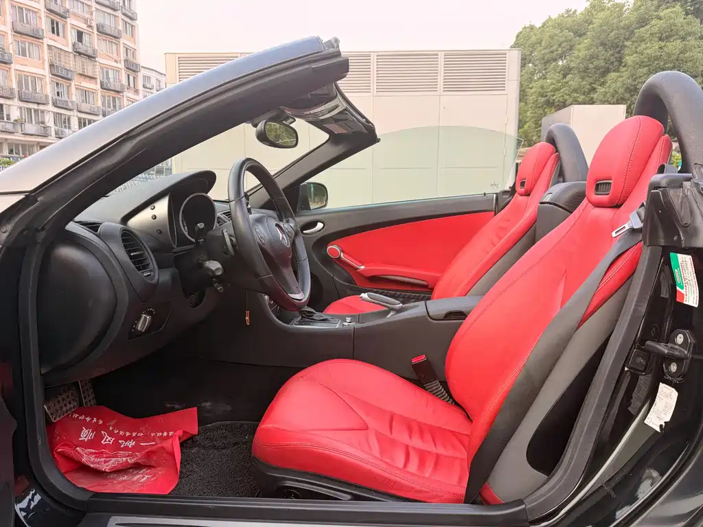 Mercedes-Benz SLK-Class — миниатюра 6