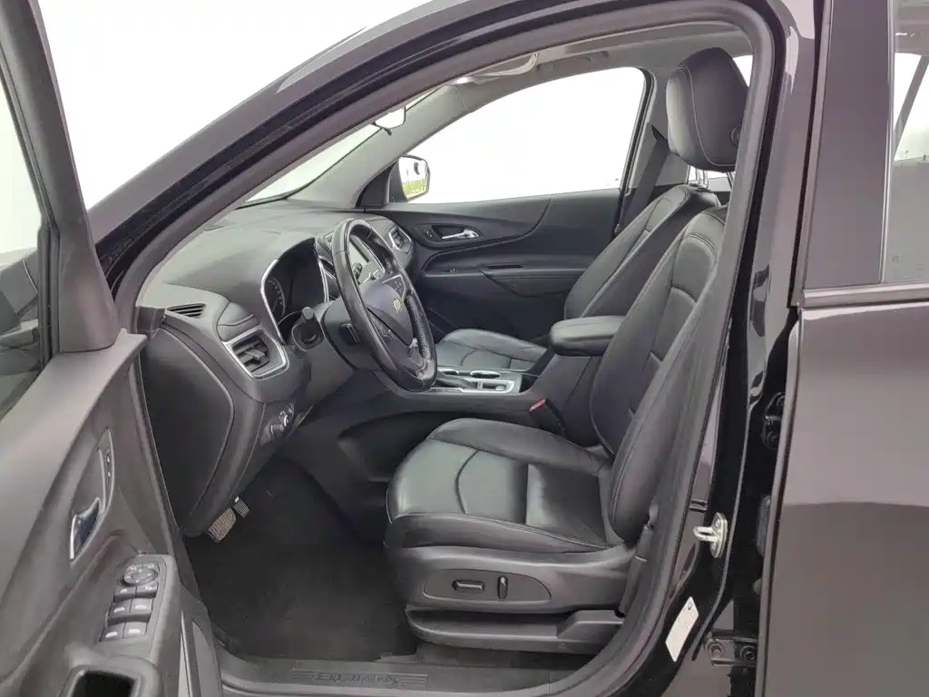 Chevrolet Equinox — миниатюра 10