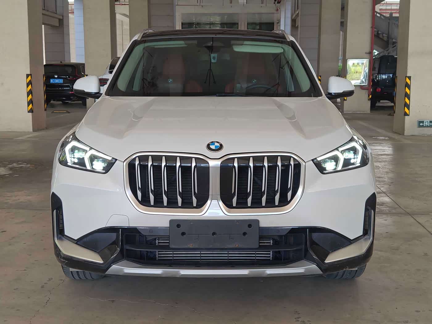 BMW X1 1.5 л 2024 г. Белый, пробег 34000 км