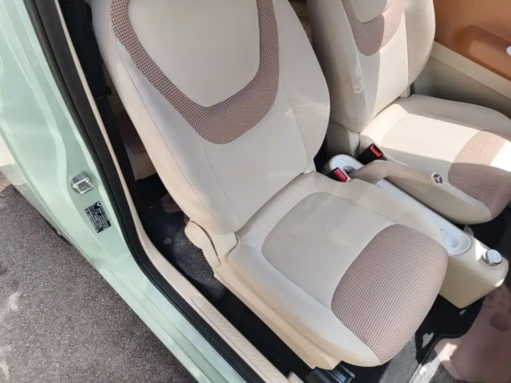 Wuling MINIEV — миниатюра 25