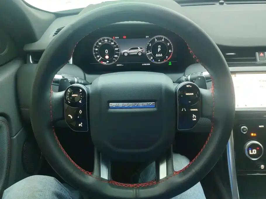 Land Rover Discovery Sport — миниатюра 15