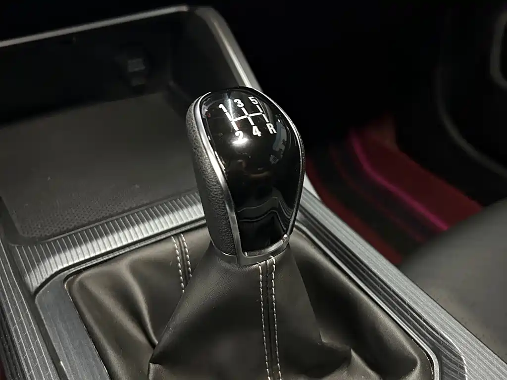Geely Emgrand — миниатюра 10